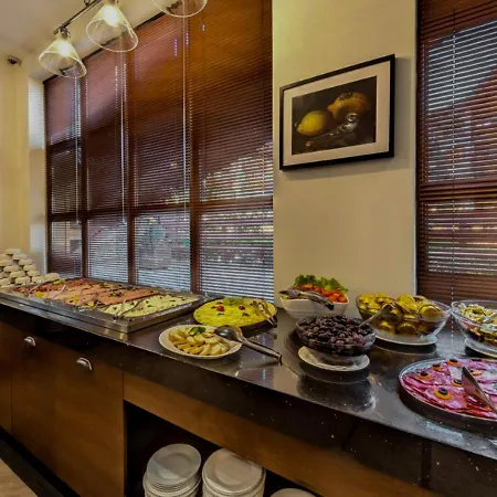 Deluxe In Belvedere With Terrace